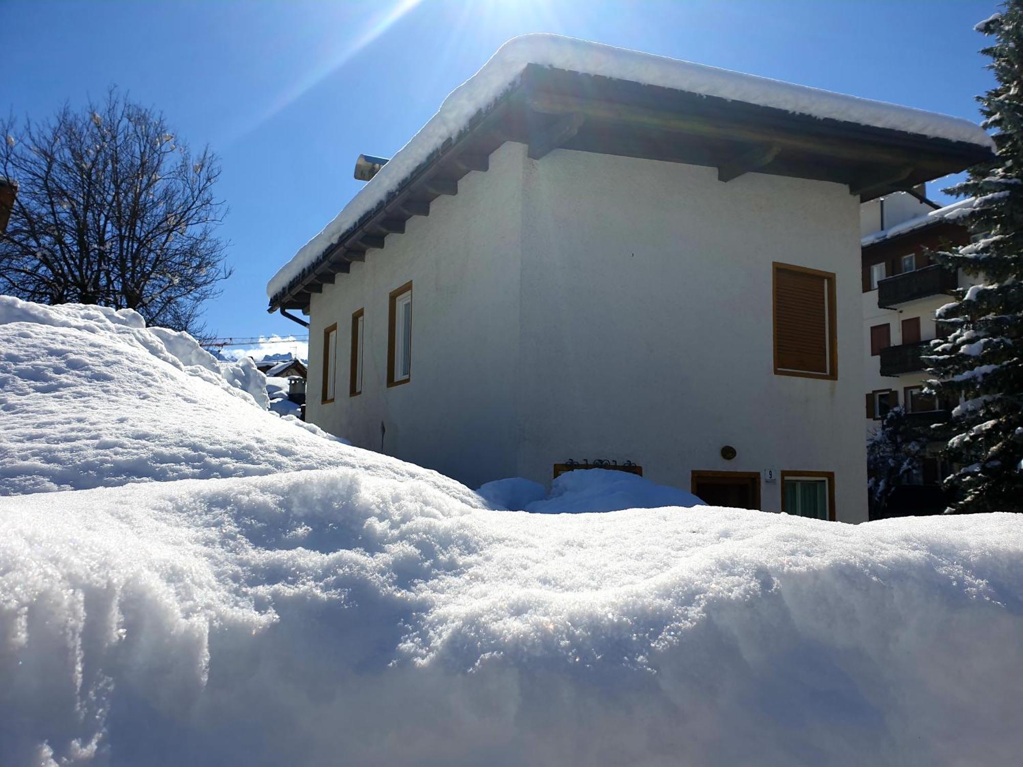 Luminoso Ed Accogliente, Centralissimo Appartamento Indipendente Cortina dʼAmpezzo Exteriör bild